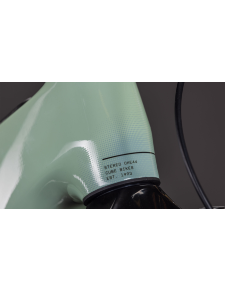 STEREO HYBRID ONE44 HPC RACE 800