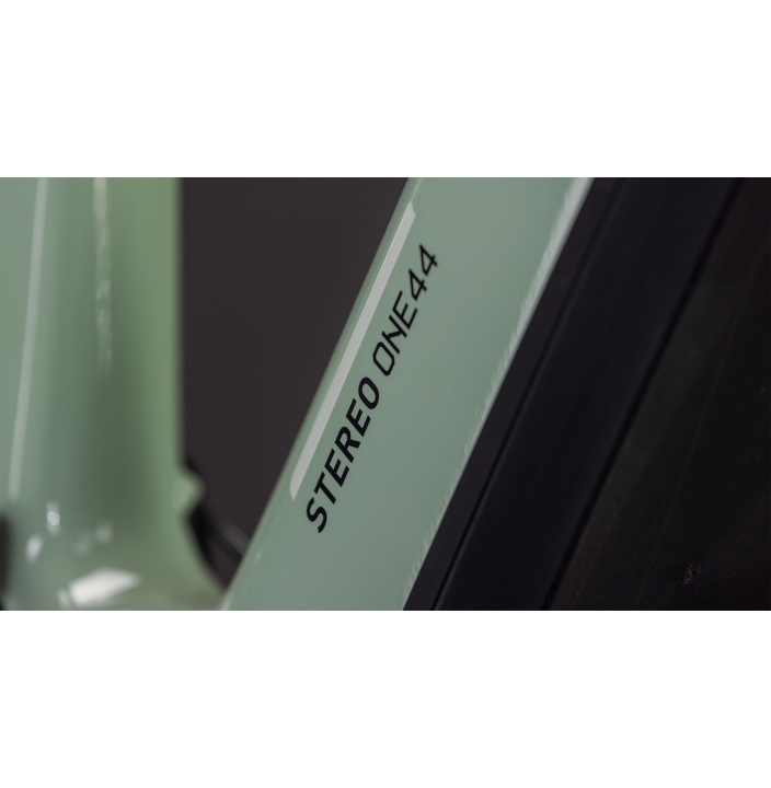 STEREO HYBRID ONE44 HPC RACE 800