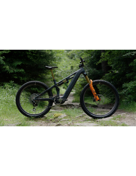 STEREO HYBRID ONE77 HPC SLT 800