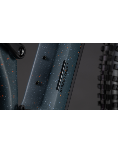 STEREO HYBRID ONE77 HPC SLT 800