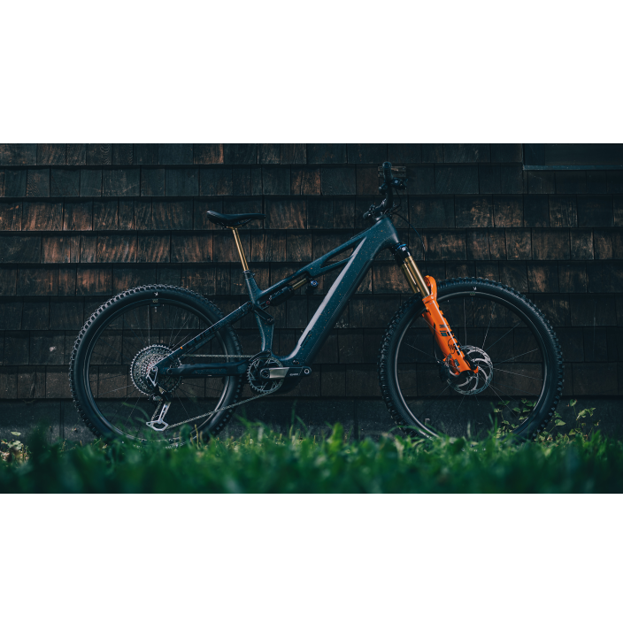 STEREO HYBRID ONE77 HPC SLT 800