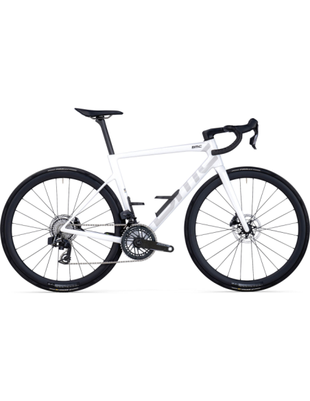 TEAMMACHINE SLR 01 THREE