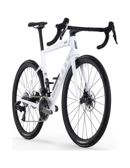 TEAMMACHINE SLR 01 THREE