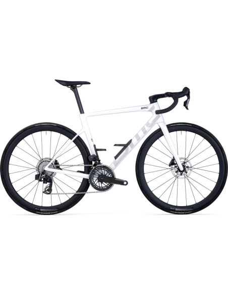 TEAMMACHINE SLR 01 THREE