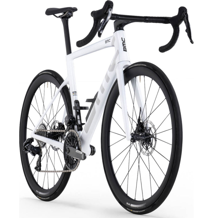 TEAMMACHINE SLR 01 THREE