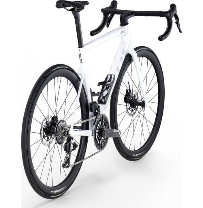 TEAMMACHINE SLR 01 THREE