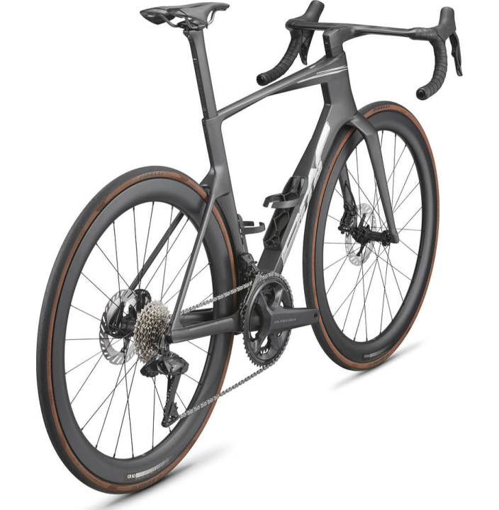 TEAMMACHINE R 01 FOUR