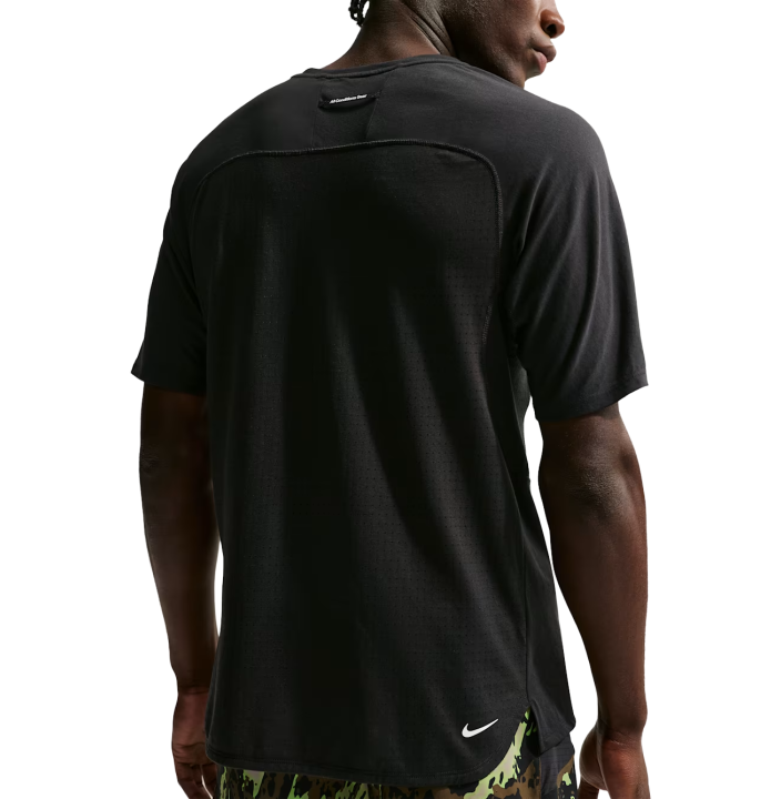 M ACG DFADV SOLAR CHASE SS