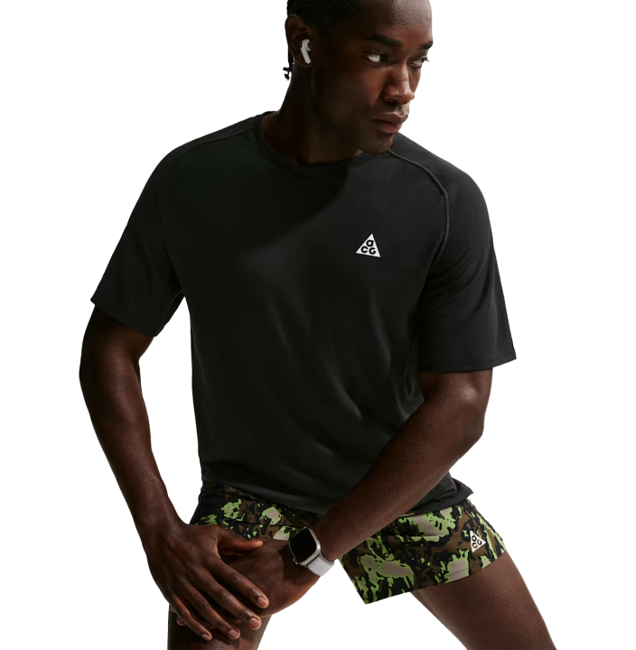 M ACG DFADV SOLAR CHASE SS