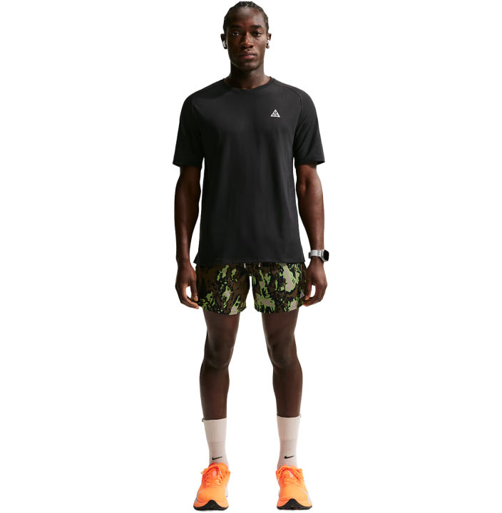 M ACG DFADV SOLAR CHASE SS