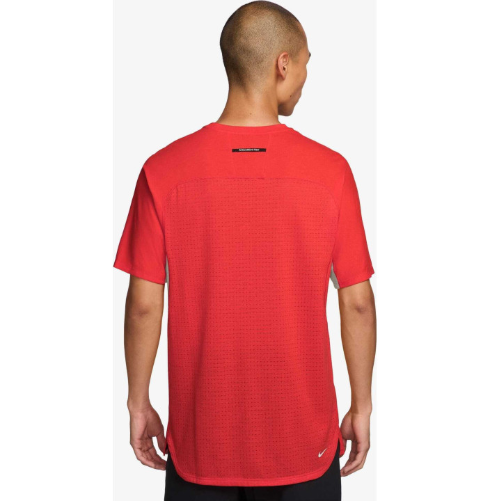 M ACG DFADV SOLAR CHASE SS