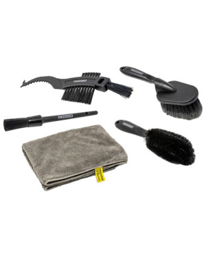 X-SAUCE SET DE CEPILLOS DE LIMPIEZA  BOLSA NEGRA + 4 CEPILLO