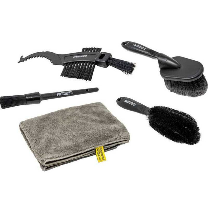 X-SAUCE SET DE CEPILLOS DE LIMPIEZA  BOLSA NEGRA + 4 CEPILLO