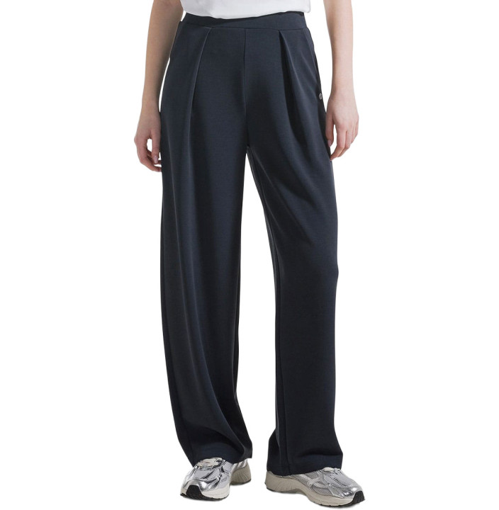 COZY PLEATED PANTS