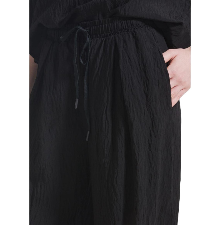 CRINKLED VISCOSE WIDE-PANTS