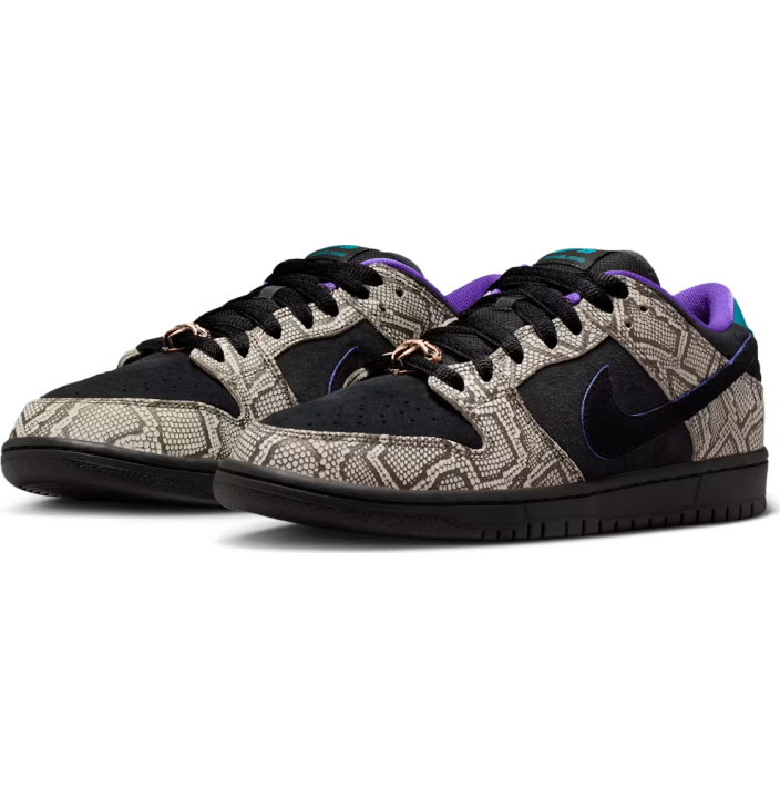 NIKE SB DUNK LOW PRO