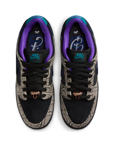 NIKE SB DUNK LOW PRO