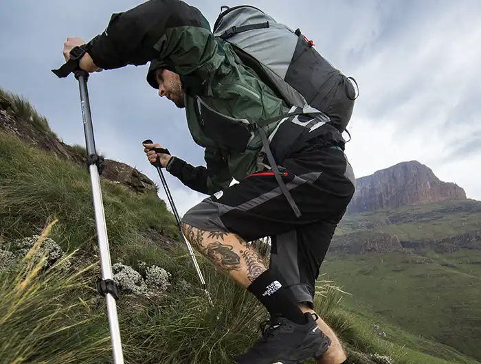 TREKKING